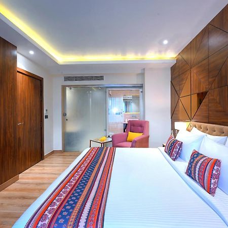 Golden Tulip Agra Hotel Agra  Eksteriør billede