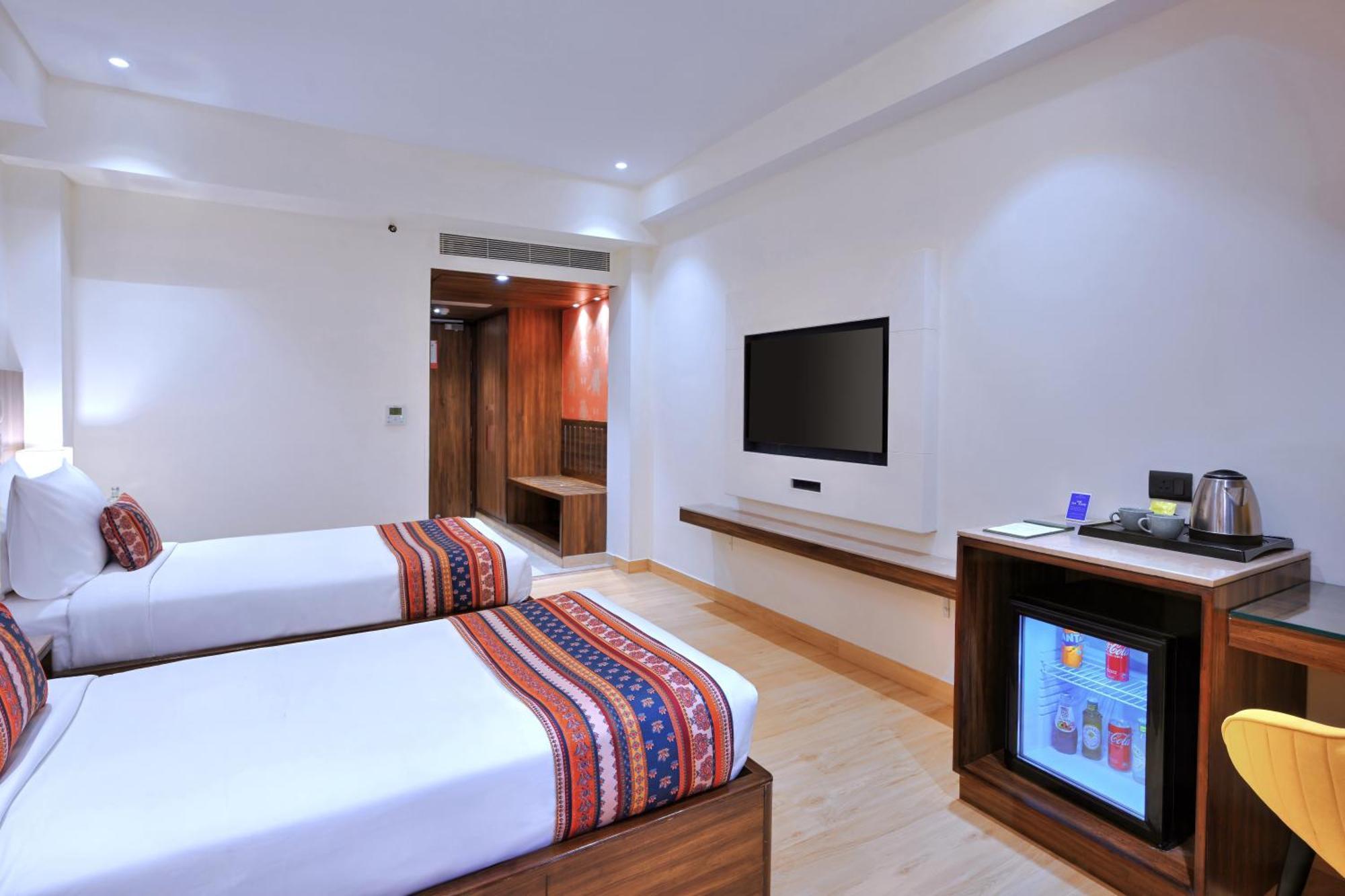 Golden Tulip Agra Hotel Agra  Eksteriør billede