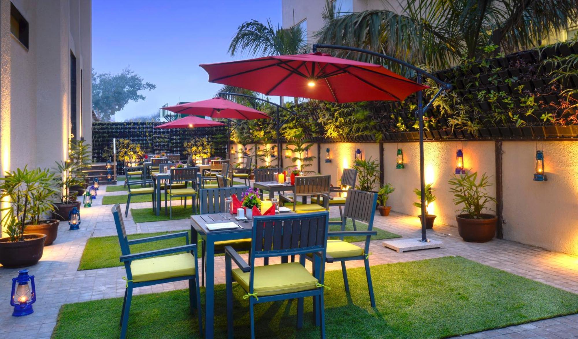 Golden Tulip Agra Hotel Agra  Eksteriør billede
