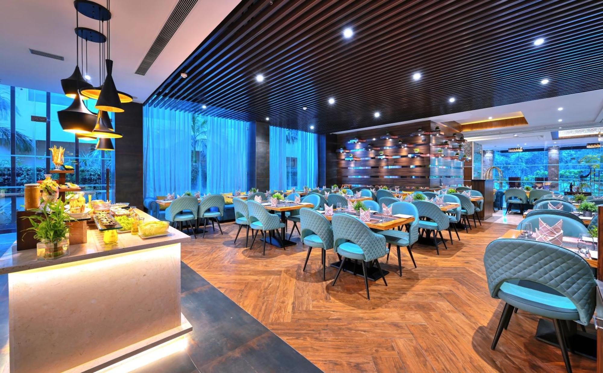 Golden Tulip Agra Hotel Agra  Eksteriør billede