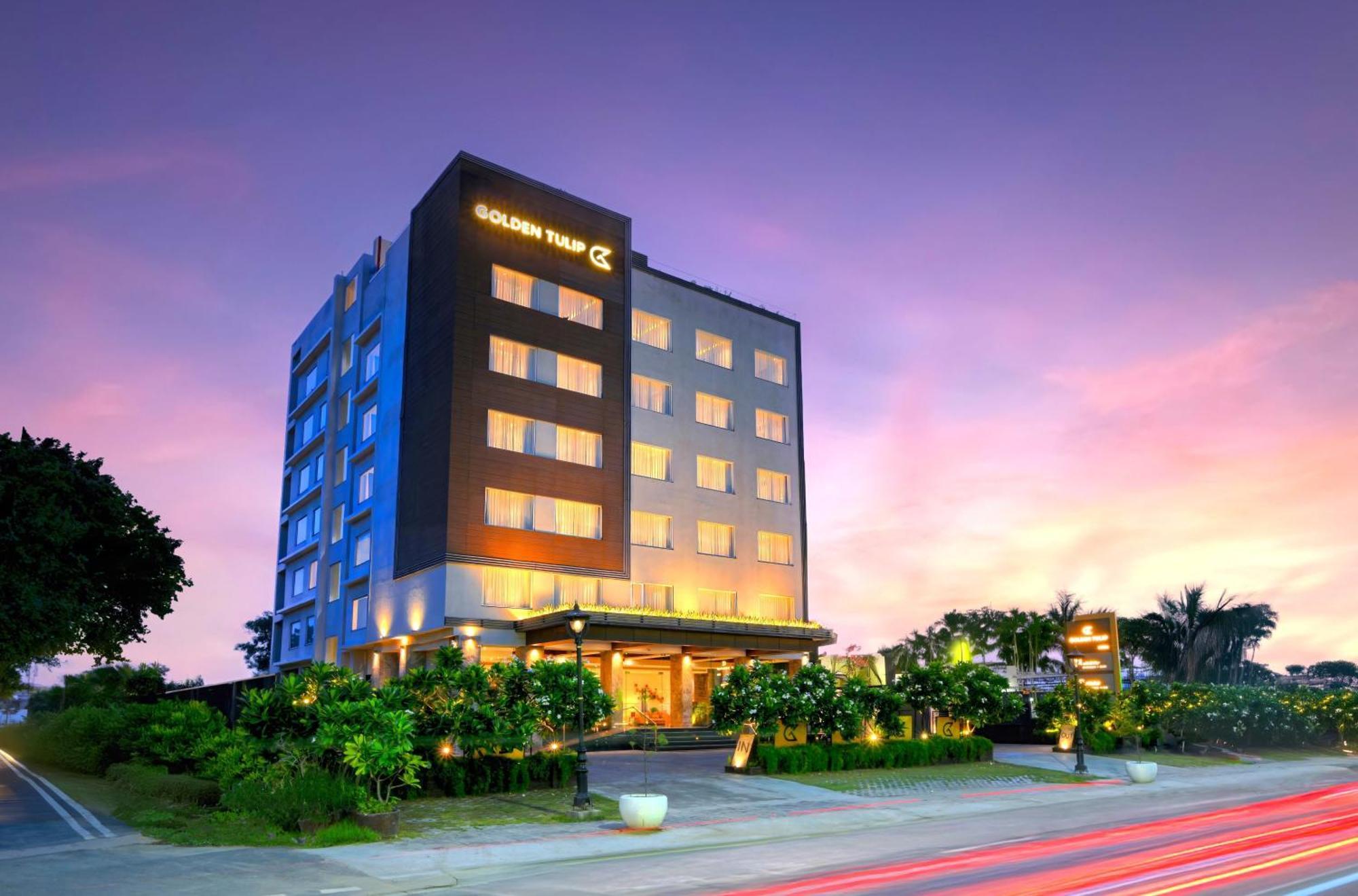 Golden Tulip Agra Hotel Agra  Eksteriør billede