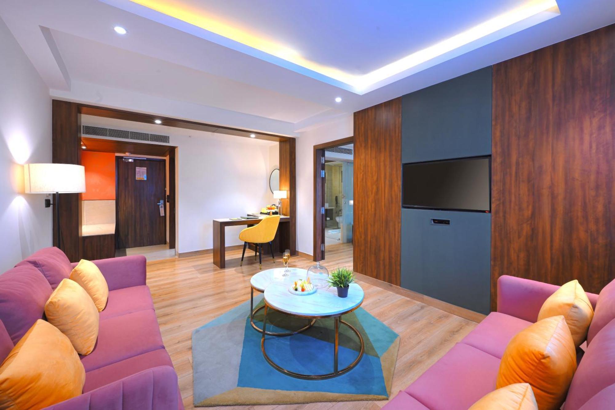 Golden Tulip Agra Hotel Agra  Eksteriør billede